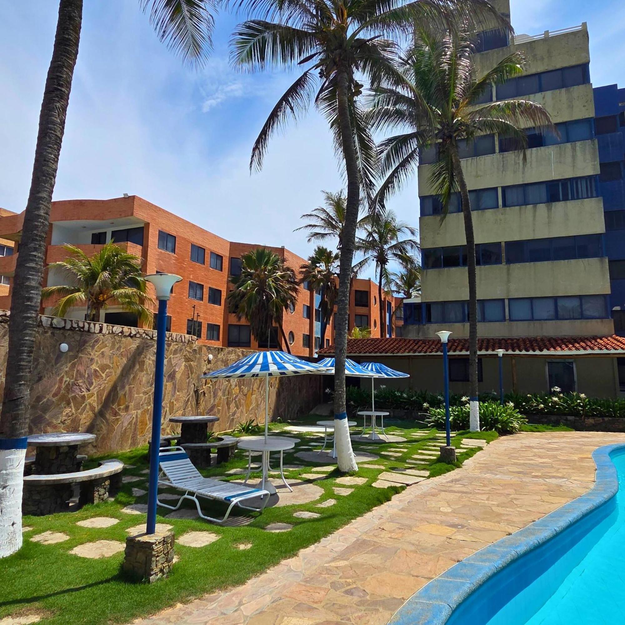 Апартаменты Tucacas, Frente Al Mar, Piscina Y Playa Privada Экстерьер фото
